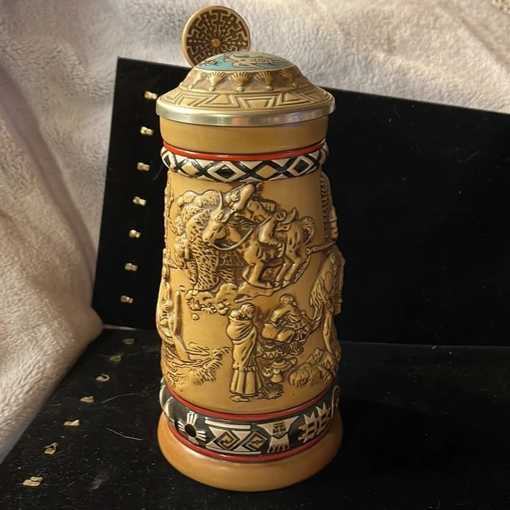 Avon- 1988-Vintage Indians of the American Frontier Stein made in Brazil #168380